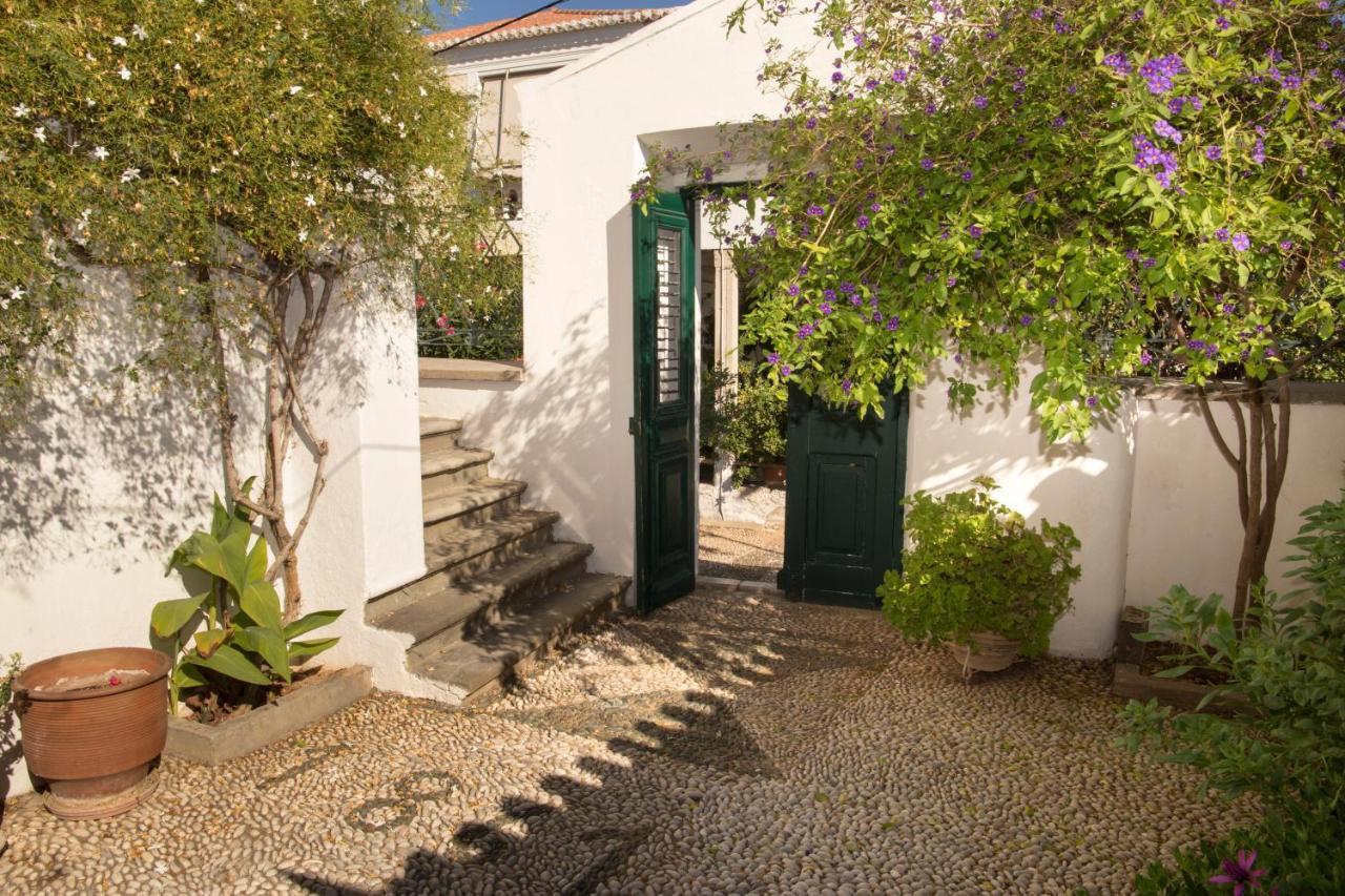 1861 Mansion Spetses Villa Exterior foto